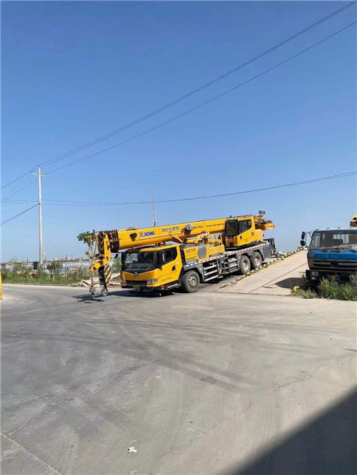 虎林市吊车作业时，可能会产生哪些额外收费项目？